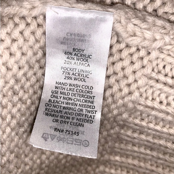 Alpaca Wool blend Cable Knit long cardigan sweater Ivory Women’s size Medium - Picture 10 of 10